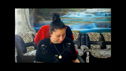 Snapshot of moistmady chatting on May 2026 10:32:01 AM moistmady online show from May 2026 10:32:01 AM