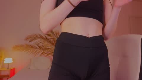 Molly online show from December 2024 09:39:02 PM