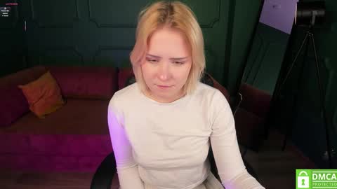 Snapshot of mol_l_y chatting on February 2026 03:08:01 PM Molly online show from February 2026 03:08:01 PM