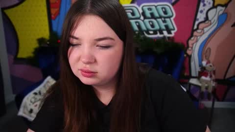 Snapshot of molinmoon chatting on December 2025 08:37:02 PM Rosa online show from December 2025 08:37:02 PM