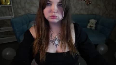 Snapshot of molinmoon chatting on February 2026 08:24:02 PM Rosa online show from February 2026 08:24:02 PM