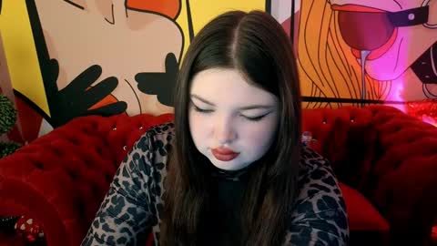 Snapshot of molinmoon chatting on February 2026 08:20:01 PM Rosa online show from February 2026 08:20:01 PM