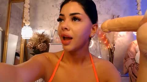 Moly online show from November 2025 07:29:01 AM