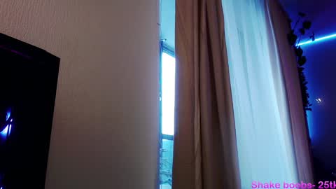 Snapshot of molly__percocet13 chatting on February 2025 09:52:01 AM online show from February 2025 09:52:01 AM