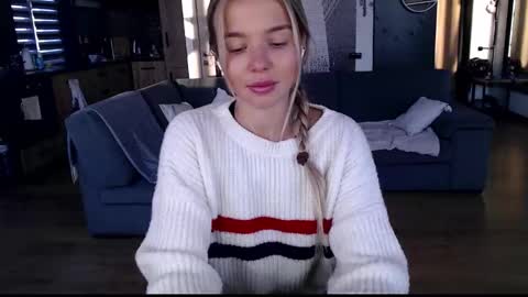 Molly online show from January 2026 01:27:02 PM