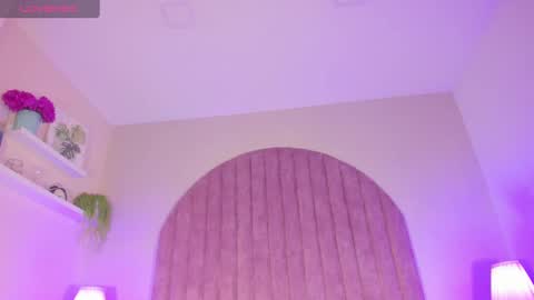 Snapshot of molly_jackson chatting on January 2025 12:26:01 PM Molly Jackson online show from January 2025 12:26:01 PM