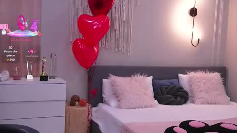 Molly online show from February 2026 01:24:01 AM