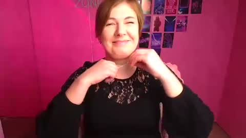 Molly online show from October 2025 11:55:01 AM