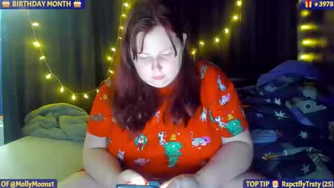 molly_moons online show from December 2025 11:57:02 PM