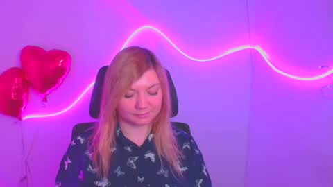 Molly online show from February 2025 09:43:02 AM