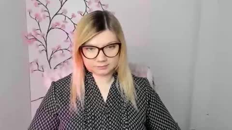 Molly online show from January 2026 12:51:02 PM