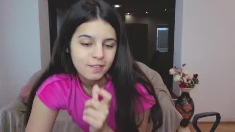 Molly Owens online show from October 2025 06:10:02 AM