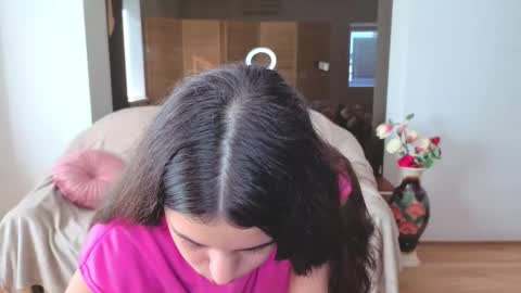 Molly Owens online show from October 2025 06:56:02 AM
