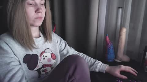 I have new photos come and see with love Molly online show from February 2025 08:50:02 PM