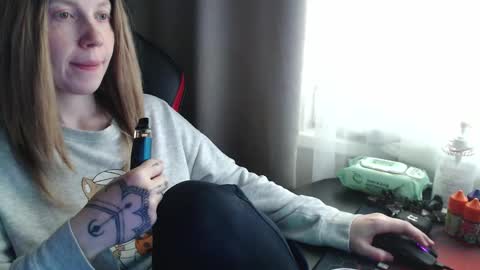 I have new photos come and see with love Molly online show from September 2025 10:19:01 AM