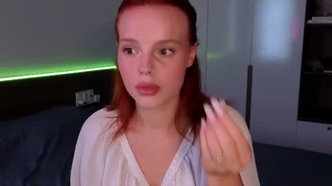 Molly online show from July 2026 01:33:01 AM