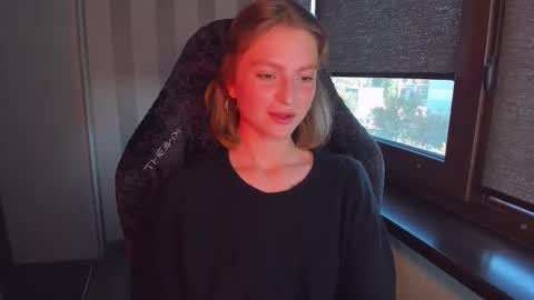 Snapshot of mollydangerous chatting on September 2025 05:54:01 AM Taisha online show from September 2025 05:54:01 AM