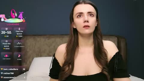 Molly online show from March 2026 08:59:02 PM