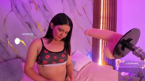 New girl Emily Valentina  Michelle online show from November 2025 02:32:01 AM