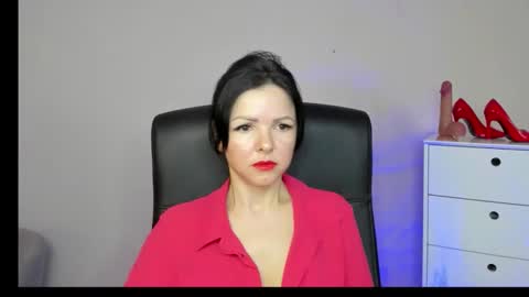 Molly online show from January 2026 09:34:02 AM