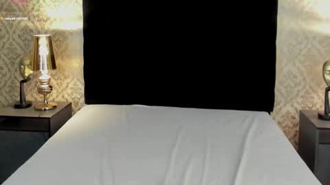 Moly Boston online show from December 2025 01:09:02 PM