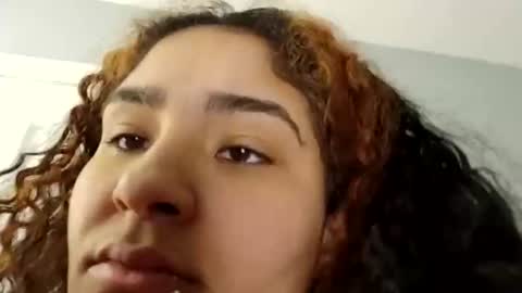 Snapshot of mommybubbles chatting on February 2025 01:19:02 PM Mommy bubbles online show from February 2025 01:19:02 PM