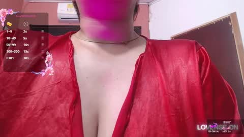 Daphne  online show from March 2025 05:18:02 AM