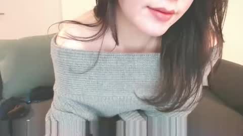 Snapshot of momo612238 chatting on December 2024 02:44:01 PM Momo online show from December 2024 02:44:01 PM