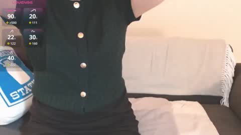 Snapshot of momo612238 chatting on October 2025 12:43:02 AM Momo online show from October 2025 12:43:02 AM