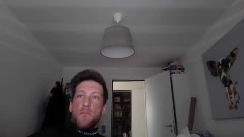 Snapshot of moms_little_monster chatting on January 2025 09:34:01 AM moms_little_monster online show from January 2025 09:34:01 AM