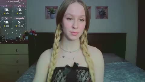 Snapshot of mona__liza chatting on February 2026 04:14:02 PM Mona online show from February 2026 04:14:02 PM