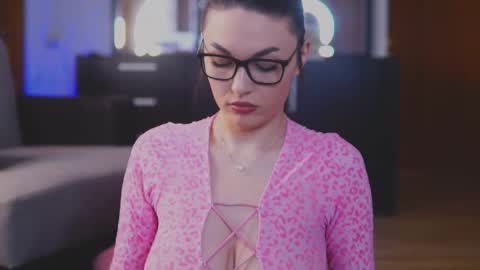 Snapshot of mona_lisss chatting on January 2025 11:27:02 AM Mona Lisss online show from January 2025 11:27:02 AM