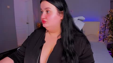 Monica online show from February 2026 07:37:02 AM