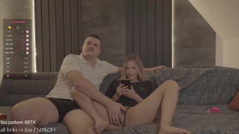 Snapshot of monchhichis chatting on October 2025 06:42:01 PM Patricia  All my link in bio  STREAM EVERY DAY  STARTING 2025 JAN online show from October 2025 06:42:01 PM