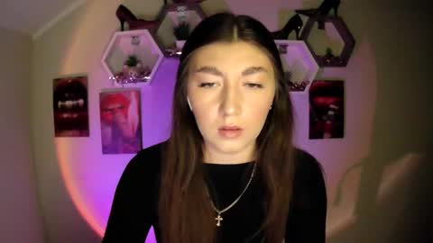 sweet girl and shine body online show from September 2025 07:52:02 AM