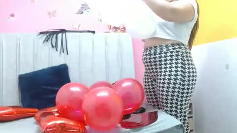 monickhot303av online show from February 2025 02:07:01 AM