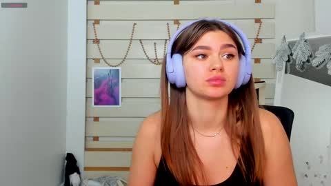 Snapshot of monika_youu chatting on December 2024 04:57:02 PM Monika online show from December 2024 04:57:02 PM