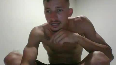 monito_hot17 online show from December 2025 06:59:02 PM