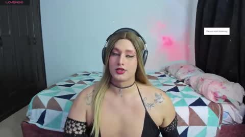 veronika ind online show from November 2025 12:15:02 PM