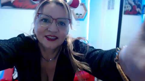 monserrat_diva online show from December 2025 07:53:02 PM