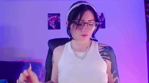 montreal_18 online show from February 2026 01:40:02 AM