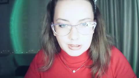 moodiemira online show from October 2025 03:33:01 PM