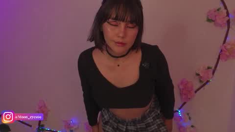 Snapshot of moon_eyess chatting on March 2026 01:11:02 AM Im a independent model Welcome online show from March 2026 01:11:02 AM