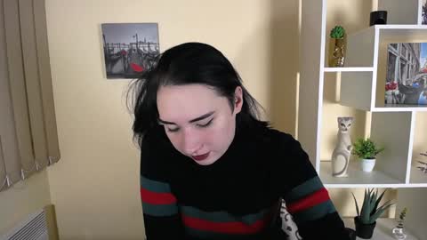 Snapshot of moon_foxy_ chatting on December 2024 01:09:02 PM Diana online show from December 2024 01:09:02 PM