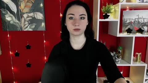 Snapshot of moon_foxy_ chatting on December 2024 02:33:02 PM Diana online show from December 2024 02:33:02 PM