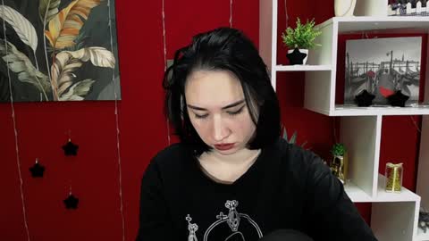 Snapshot of moon_foxy_ chatting on December 2024 05:07:02 PM Diana online show from December 2024 05:07:02 PM