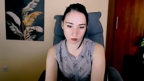 Snapshot of moon_foxy_ chatting on January 2025 11:07:01 AM Diana online show from January 2025 11:07:01 AM