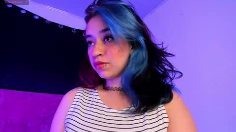 Sofii   model Independent online show from December 2025 12:16:02 AM