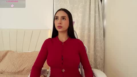 Snapshot of moonbrunettee chatting on November 2025 09:48:02 PM moonbrunettee online show from November 2025 09:48:02 PM