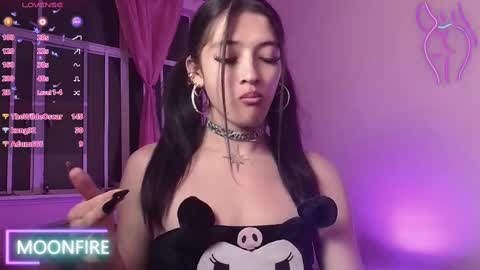 Snapshot of moonfiredance chatting on February 2025 05:47:02 AM Nicky  online show from February 2025 05:47:02 AM